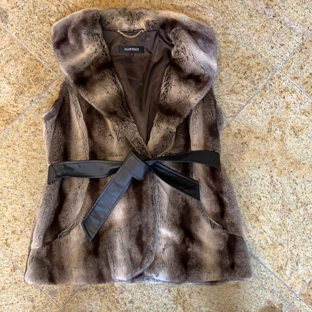Ellen Tracy faux faux fur vest